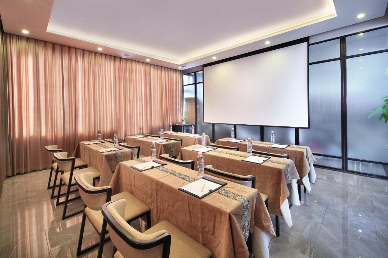 Wing Hotel Guilin - Central Square 외부 사진