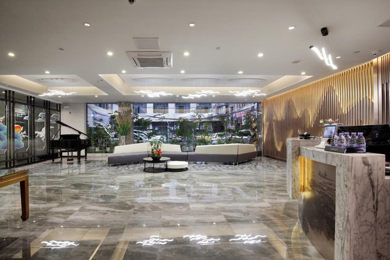 Wing Hotel Guilin - Central Square 외부 사진
